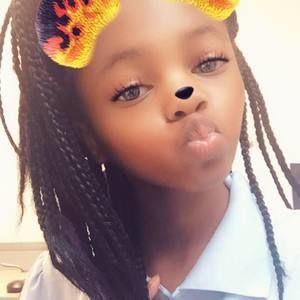 Meet your Posher, Lashay